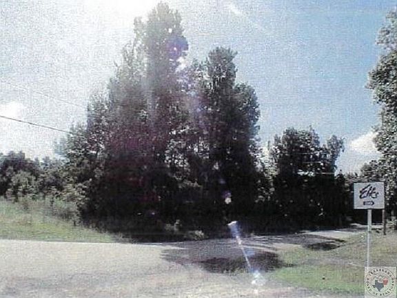 2nd image of 4600 Garland Ave