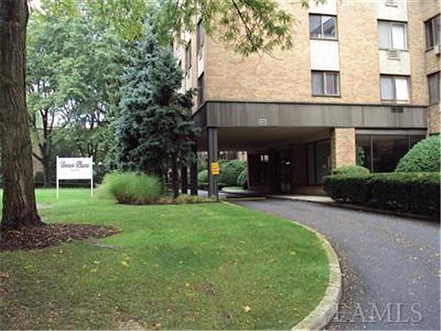 1st image of 1101 Midland Ave APT 224