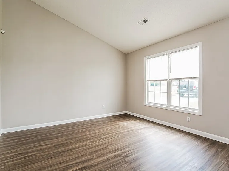 357 Ogburn Rd — Photo 3