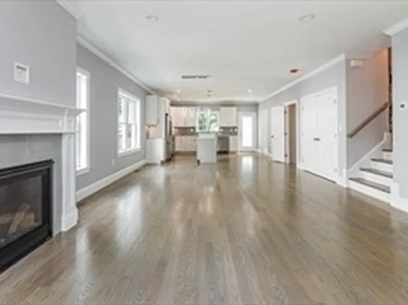 46 Murray Hill Rd, Roslindale, MA 02131