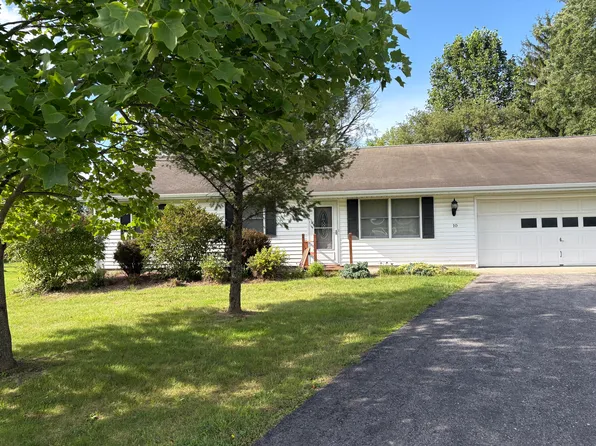 10 Pratt St, Dryden, NY 13053