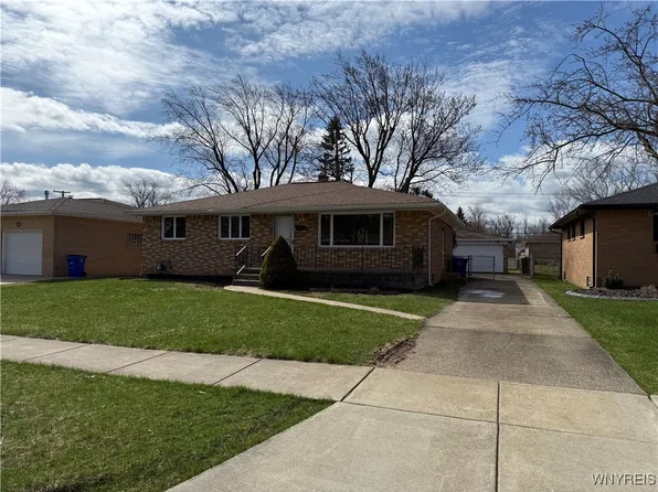 181 Elmsford Dr, Buffalo, NY 14224