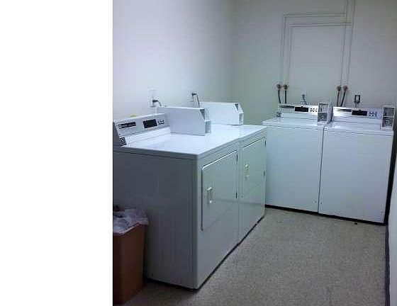 5th image of 7844 Oxford Ave APT 1