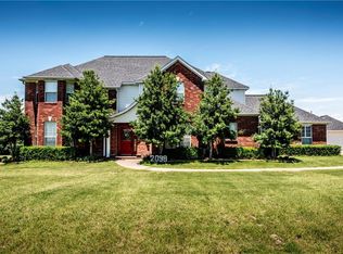 2098 Melinda Ave, Springdale, AR 72762