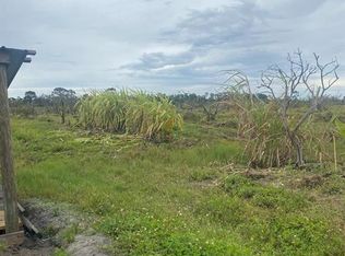 Sears Rd, Labelle, FL 33935