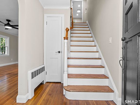 5th image of 739 Center Street
