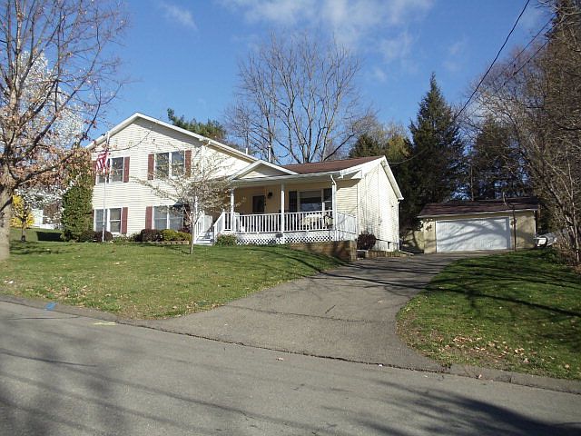 1st image of 254 W 16th St