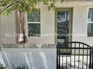 30346 Town Square Dr, Menifee, CA 92584