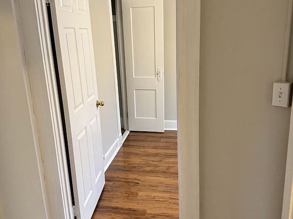 5th image of 224 Hanover St APT 20