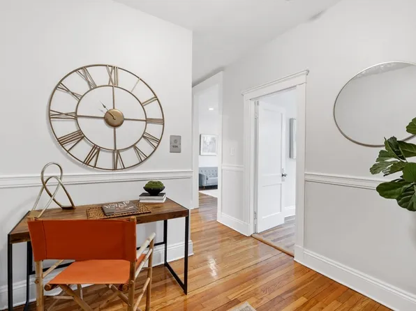 1564 Commonwealth Ave APT 11, Brighton, MA 02135