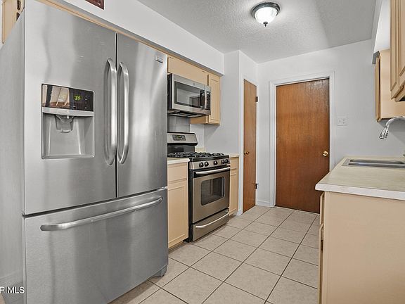 4th image of 5008 Greco Ct