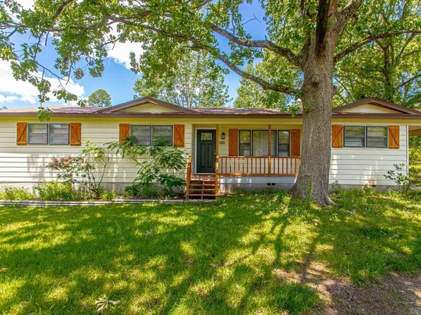 2622 W Meadowbrook St, Bryant, AR 72019