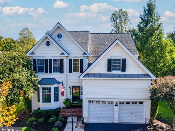5833 Cranswick Ct, Haymarket, VA 20169
