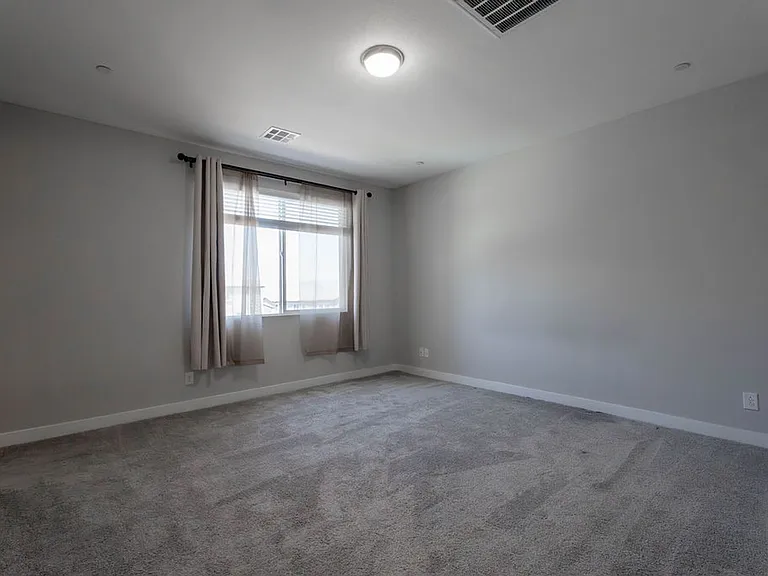 10620 Carnes Ave — Photo 1