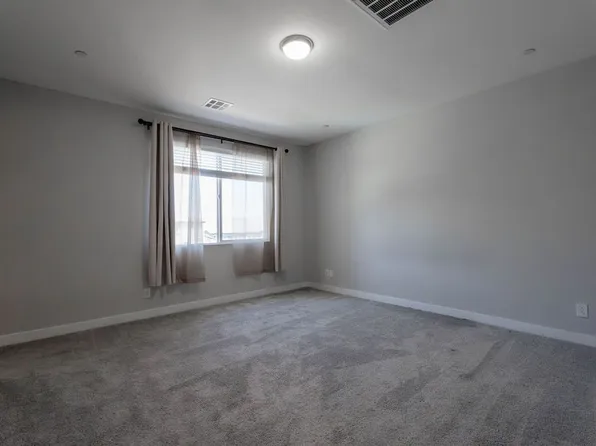 10620 Carnes Ave, Las Vegas, NV 89166