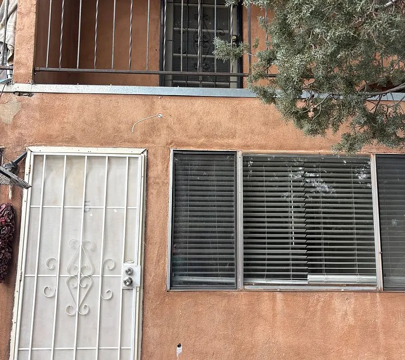 504 Candelaria Blvd. NW