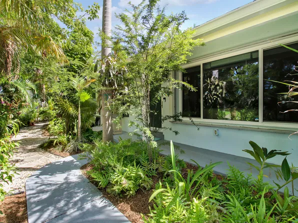 528 Driftwood Road, North Palm Beach, FL 33408