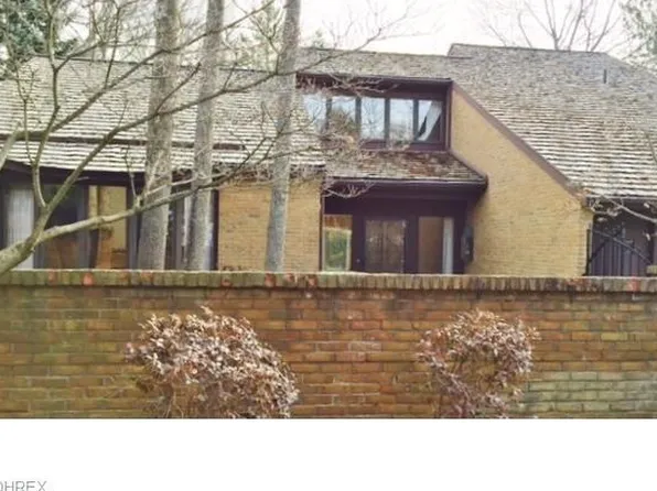 333 N Portage Path, Akron, OH 44303