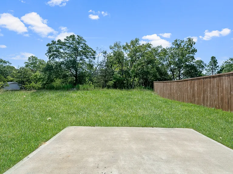 Appalachian Dr — Photo 23