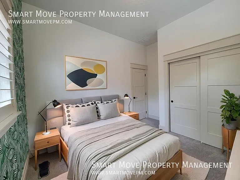 2463 N Ashgrove Ln — Photo 27