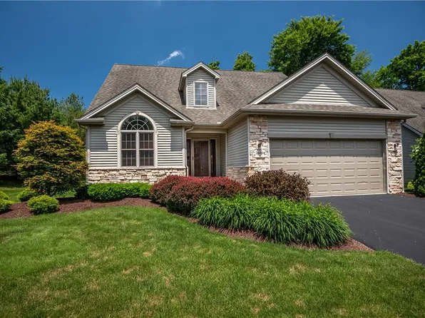 2601 Old Hickory Ct, Hermitage, PA 16148