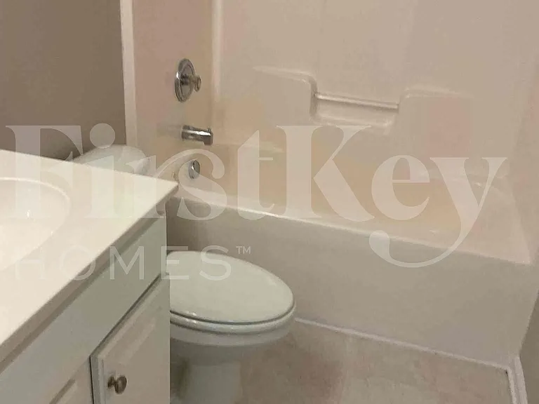 2500 Red Birch Dr — Photo 10