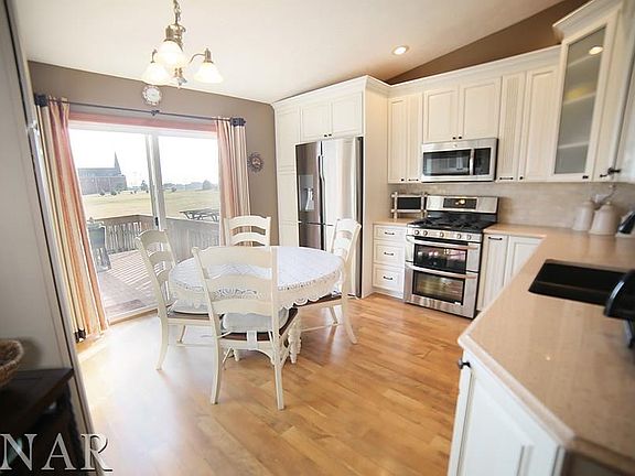 2nd image of 3519 Wilder Dr