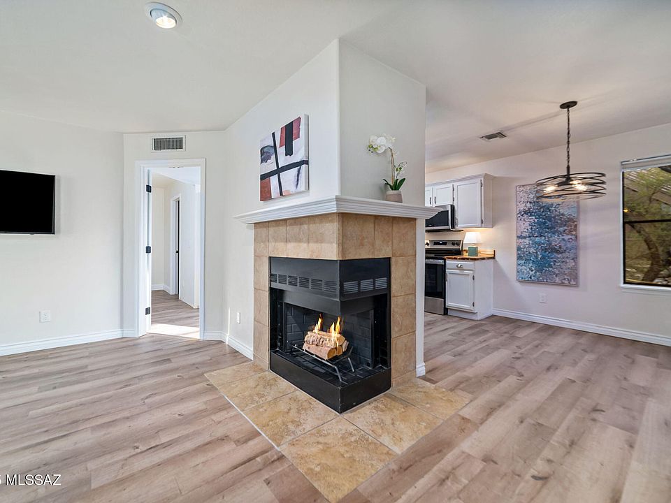 1st image of 6655 N Canyon Crest Dr Unit 11165