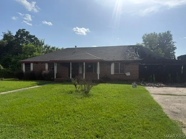 1505 Vine St, Selma, AL 36703