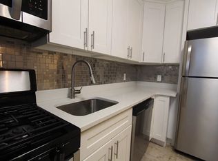 104-03 Metropolitan Ave #2R, Forest Hills, NY