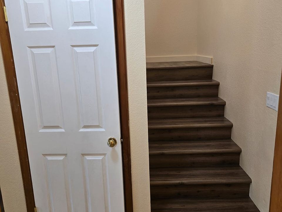 1st image of 7105 Lower Ridge Rd