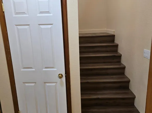 7105 Lower Ridge Rd, Everett, WA 98203