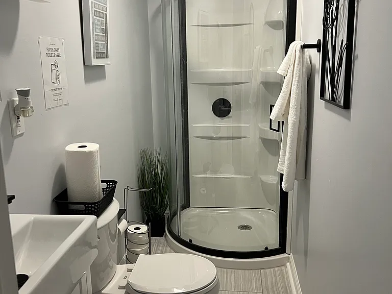 3223 Loftyview Dr — Photo 5