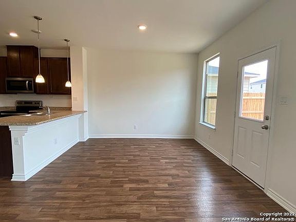3rd image of 10219 Quiet Creek St