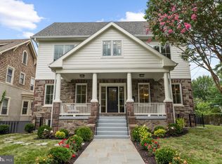 4101 Fessenden St NW, Washington, DC