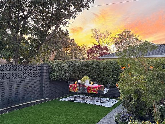 3rd image of 219 Longridge Rd