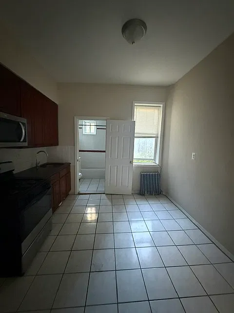 1 bed, 400 sqft, $1,325 — Photo 2