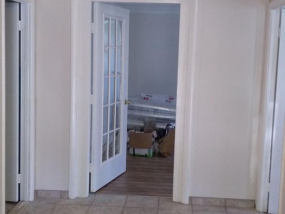 2nd image of 2 Tanager Dr #1
