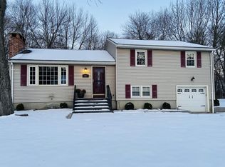 39 Muriel Ln #0, Milford, MA 01757