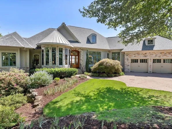 49 The Cliffs Pkwy, Landrum, SC 29356