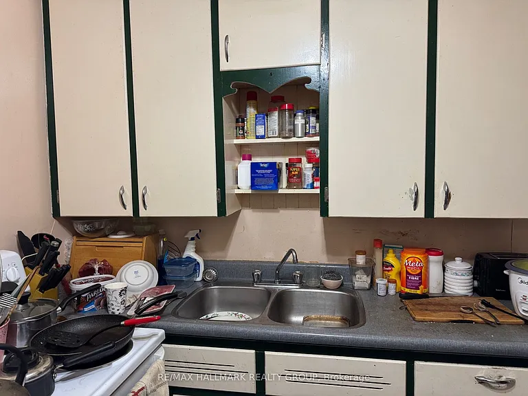 20 Russell St W #5 — Photo 18