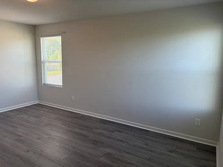 304 Range Cir — Photo 24