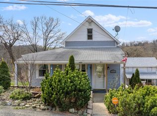 1374 E Maiden St, Washington, PA 15301