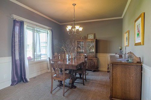 5th image of 1305 NE Country Ln
