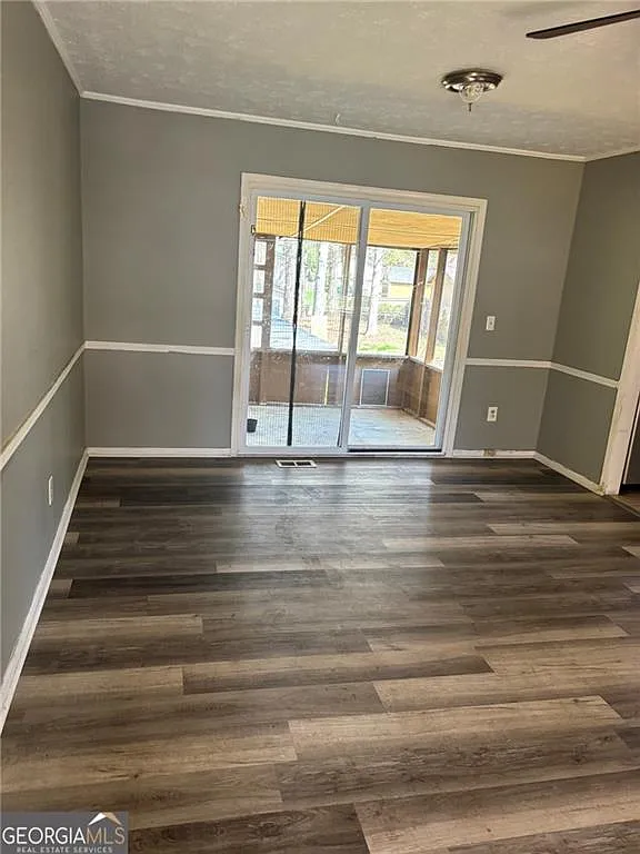 4 bed, 3.0 bath, 1655 sqft, $2,000 — Photo 4