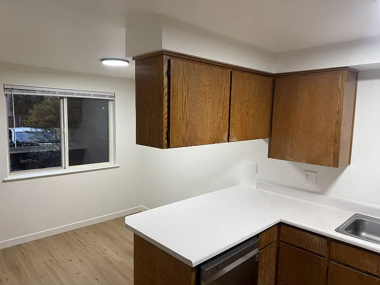 Campus Dr — Photo 5