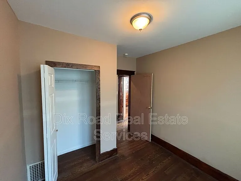 11169 Maple St — Photo 22