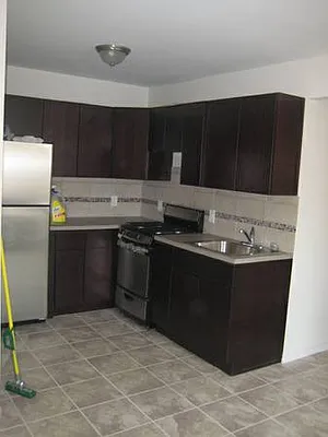 Rented by Neon Realty Inc. | media 1