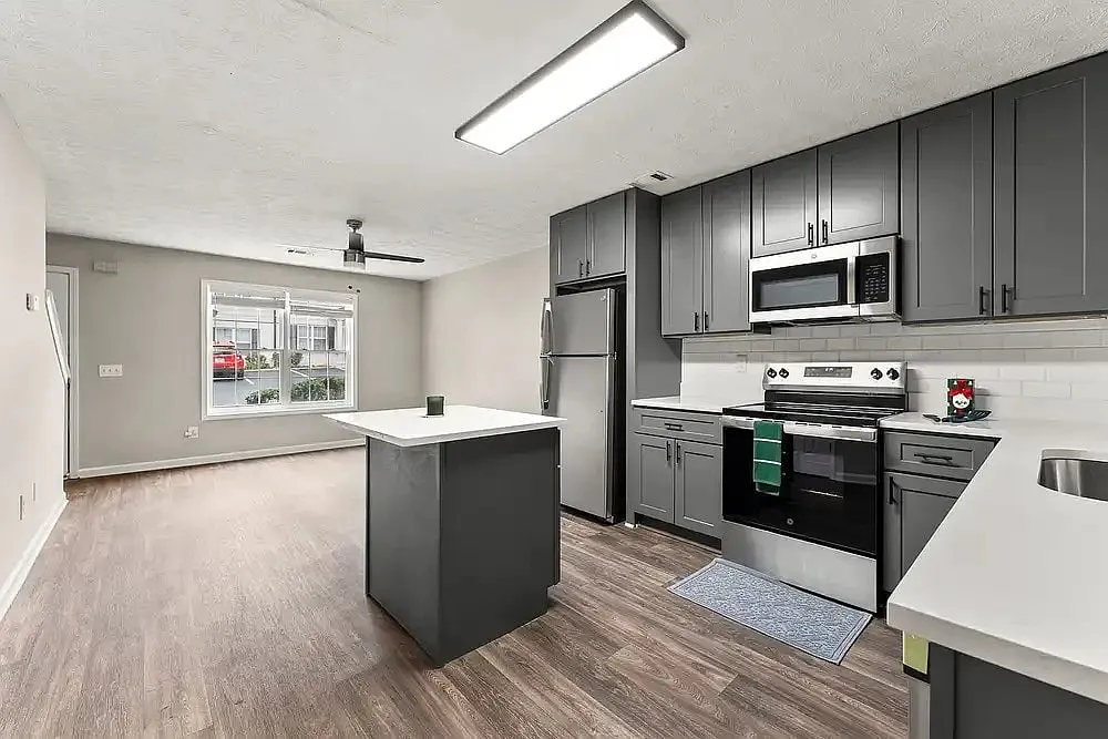 Brookwood Townhomes — Photo 2
