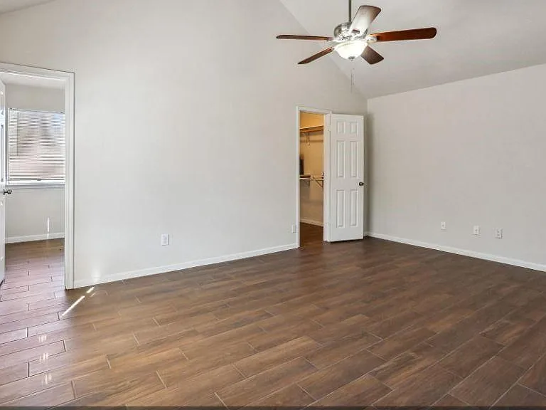 9423 Rippling Fields Dr — Photo 12